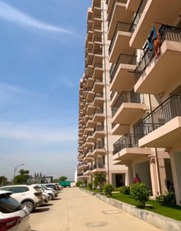 PAREENA LAXMI APARTMENTS photo 3